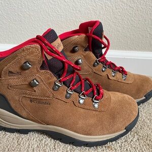 Columbia Newton Ridge hiking boots